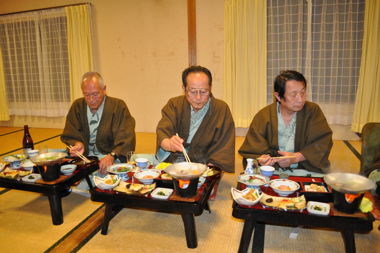 夕食の模様